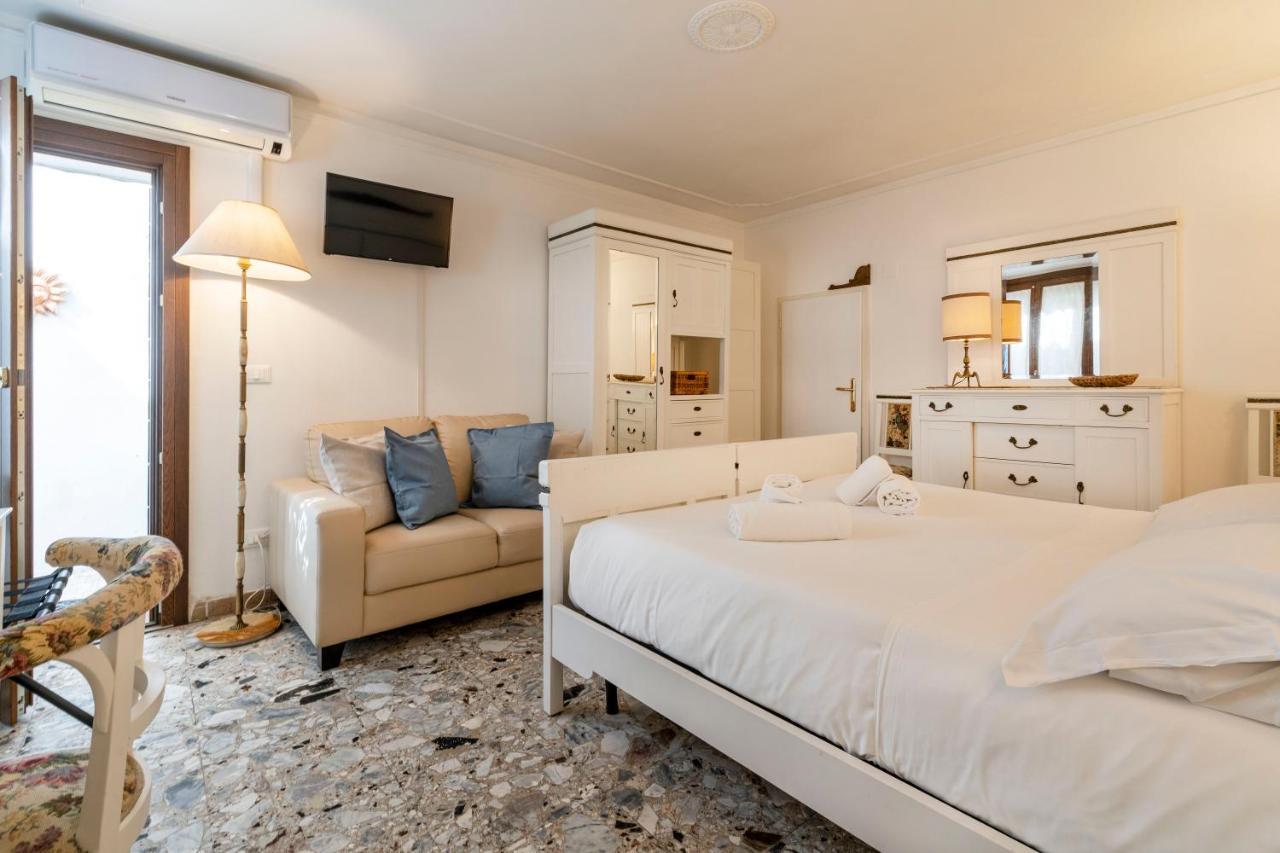 Appartamento Ai Miracoli Venedig Exterior foto